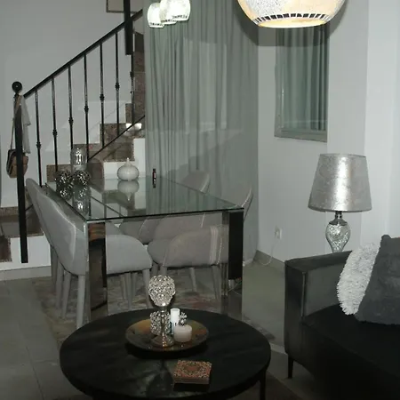 La Casa Hermosa *